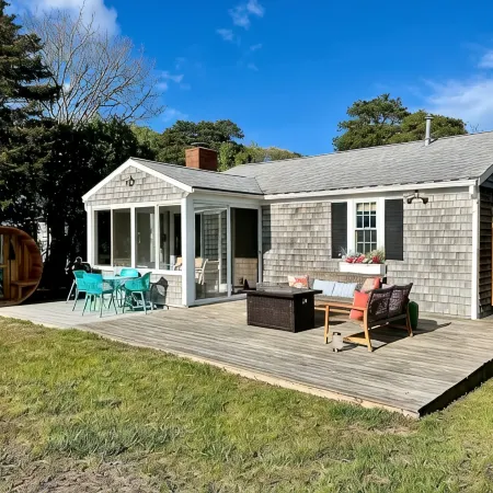 Beachfront - Sauna - Screened Patio - 2 King Beds - Dogs Encouraged!