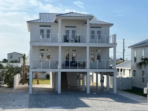 Latitude Adjustment -- Relax, Recharge & Play at the Beach - 4-Star