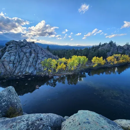 Lodge at Phantom Lake Ranch, Lakes, Fishing, Hiking Trails, Quiet Seclusion