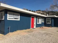 Paradise Cove House snuggled in the Canyon 15 minutes from town.