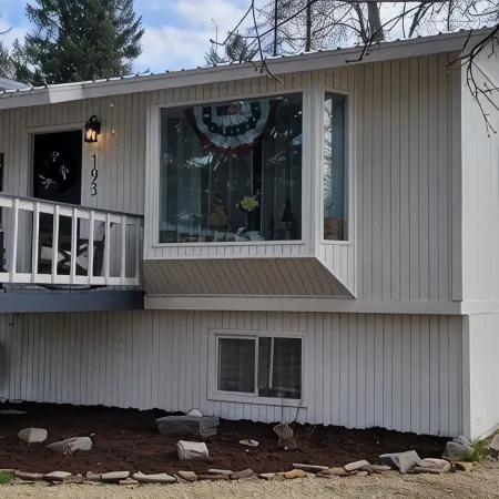 3-bedroom house in gorgeous Libby with WiFi, AC. Book your stay now Отели в г. Либби