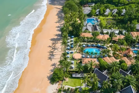 Khaolak Bayfront Resort