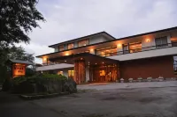 Alpine Route Hotel - Desayuno
