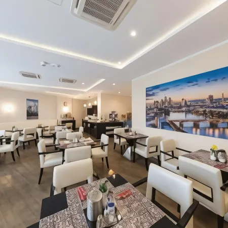 Skyline Hotel City Frankfurt Отели рядом с достопримечательностью «Выставочный и конгресс-центр Kap Europa»