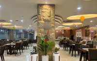 Yasmin Hotel Karawaci - breakfast