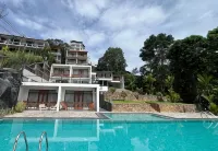 Alta Vista - Pools