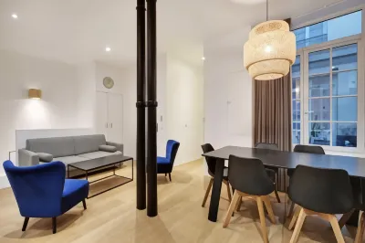 Elegant Apartment - 2BD6P - Hotel de Ville Hotels in Ile Saint-Louis