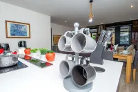 Modern Bradford City Apartment Steps from Stadium and Train Station - 4-Star