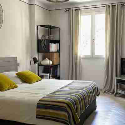 Exceptional Villa in Provence's Luberon Region with a Pool and Breathtaking Views Rooms
