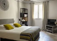 Architect's villa in Luberon pine forest 10 pers - Pool