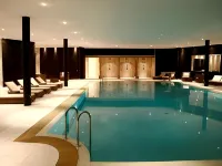 Chalet RoyAlp Hotel and Spa - Pools