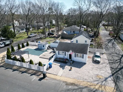 Cozy beach retreat with in ground pool just 7 minutes from seaside heights - Wifi