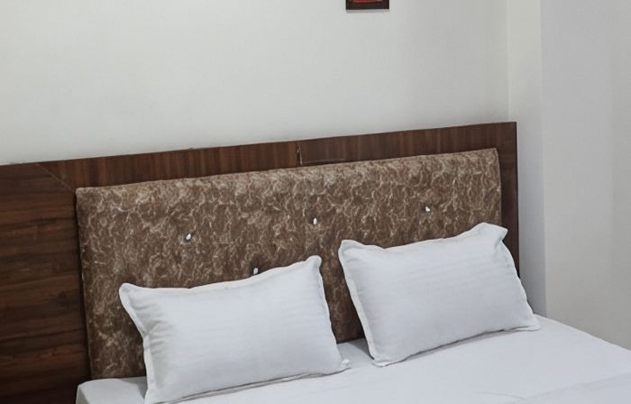 Hotel Royal Sagar , Sagar