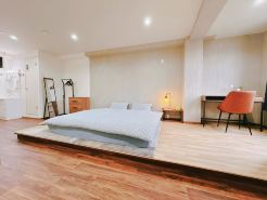 Urban Apartment near Ebisucho Sta, 10min to Namba Dotonbori, 45min to KIX,Vacation Stay