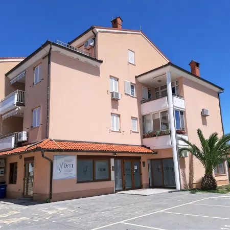 Apartment Medulin, 200 m from the sea, 600 m from the sandy beach