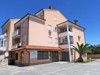 Apartment Medulin, 200 m from the sea, 600 m from the sandy beach - 公寓