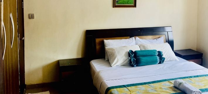 81 Division Officers Mess Apartment Hotele w: Lagos