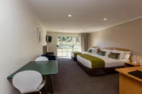 Aspen Court Motel Taihape - parking