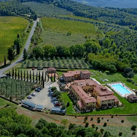 Hotel & Restaurant Casolare le Terre Rosse