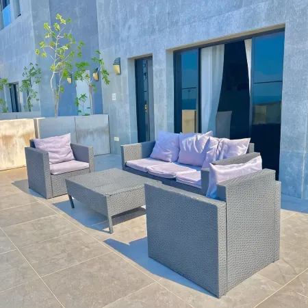 Loren Suites Corniche