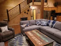 Cozy 3-bedroom Cabin in the Woods - No Cleaning Fee - balneario