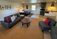Stylish cabin near Medicine Park - Alphydda