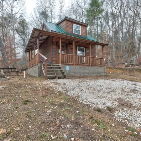 Cozy Couples Cabin Near Red River Gorge and Hollerwood