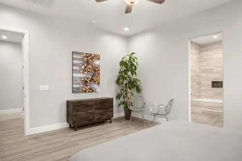Three Trees Saltwater Pool Place-Heated Pool - 4-Star