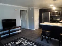 Sophisticated and modern Cozy Apartment. - Apartments