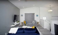 Comfortable home near airport - ห้องครัว