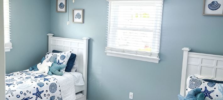 Sunset Bayside Beach House - Sleeps 14, Steps from Beach & Bay, Outdoor Shower Hotels in Lower Township