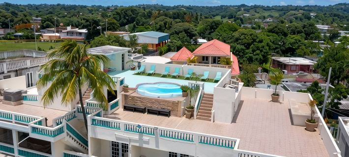 Villa Isabella - Oceanfront - 10 guests - pet friendly - at Stella, Rincón 린콘 호텔
