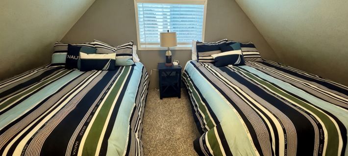Oh Deer •&nbsp;Waterfront Cabin, private dock, Sleeps 8 Hotels in Stevens County
