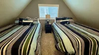 Oh Deer • Waterfront Cabin, private dock, Sleeps 8