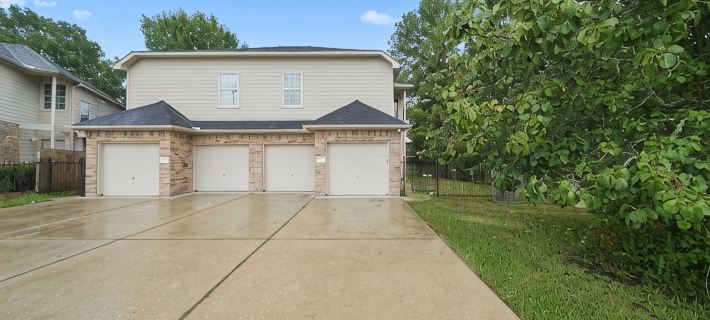 Beautiful Cozy home in The heart of Conroe Texas Hotels in Conroe