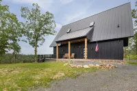 Eagle Bluff Cabin at Greers Ferry Lake - 4-Star
