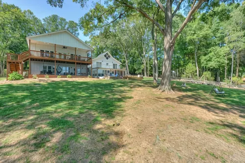 Lake Norman - Tranquility Cove - Beautiful Lakefront Apartment - 4-Star