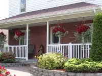 Côté's Bed & Breakfast - Homestays