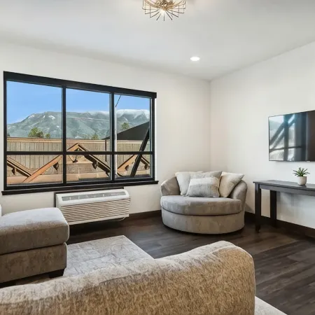 Brand New Nucleus Loft Near Glacier National Park