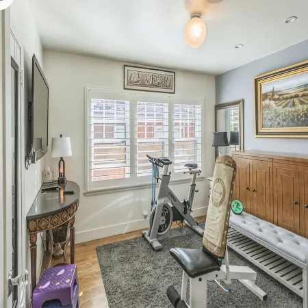 Stunning 4-br, 4-bath brick, and stucco luxurious retreat in Reno Old Southwest.