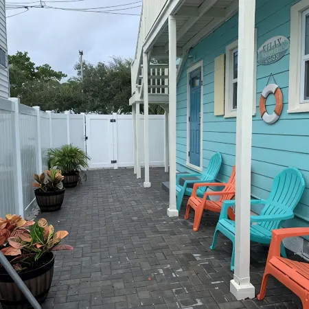 Studio #3 - 2 blocks to Downtown Lake Worth Beach