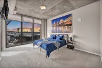 Lakeside Luxury Suite - Rock & Roll - Cle Flats - 2 Free parking - Condos
