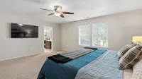 Stay and Play in Spacious House in Star! - Homestays