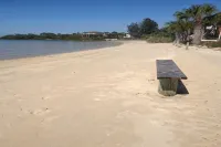 Pine Island - Weeki Wachee Ocean View Home- Walk to Beach on Secluded Island - 3 stjerner