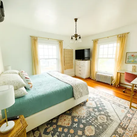 Boutique B&B | Flor de Leon Historic Home