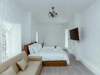 Baansiwalin 엘리펀트스테이 주변 호텔