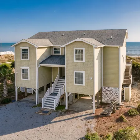 Charming 5-bedroom oceanfront duplex with wonderful views