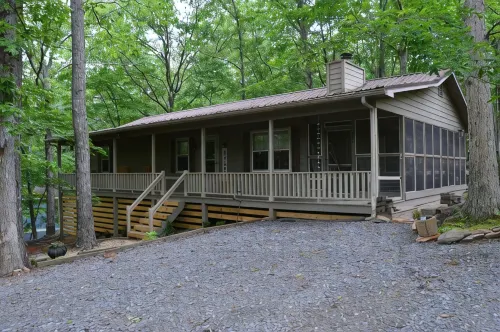 Coosawattee River Resort, The Cottage in the Woods, Pet Friendly - 3-Star