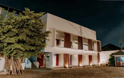 Hotel Mentari Pasar Lama - شرفة