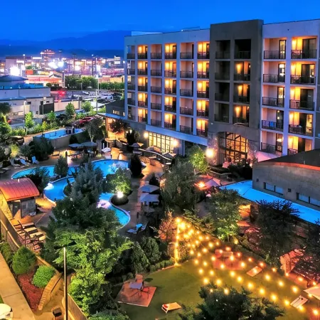 Courtyard Pigeon Forge